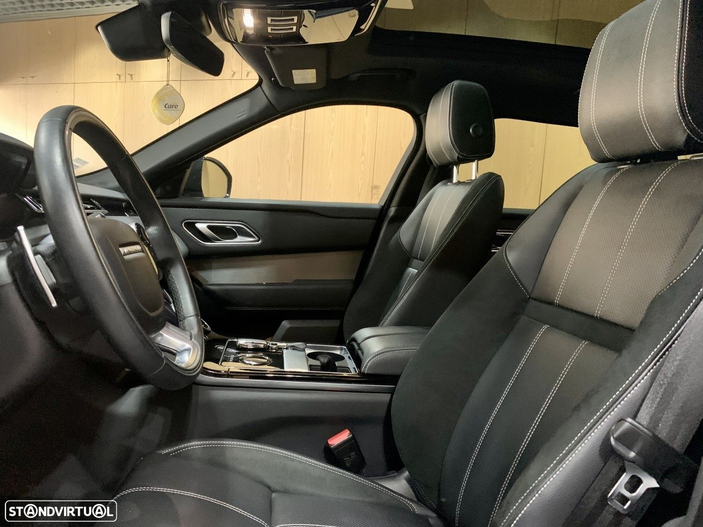 Land Rover Range Rover Velar 2.0 D R-Dynamic S - 25