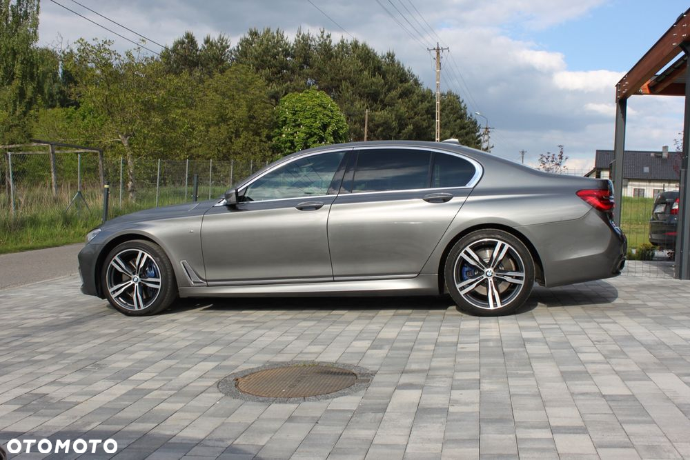 BMW Seria 7 730d xDrive - 39