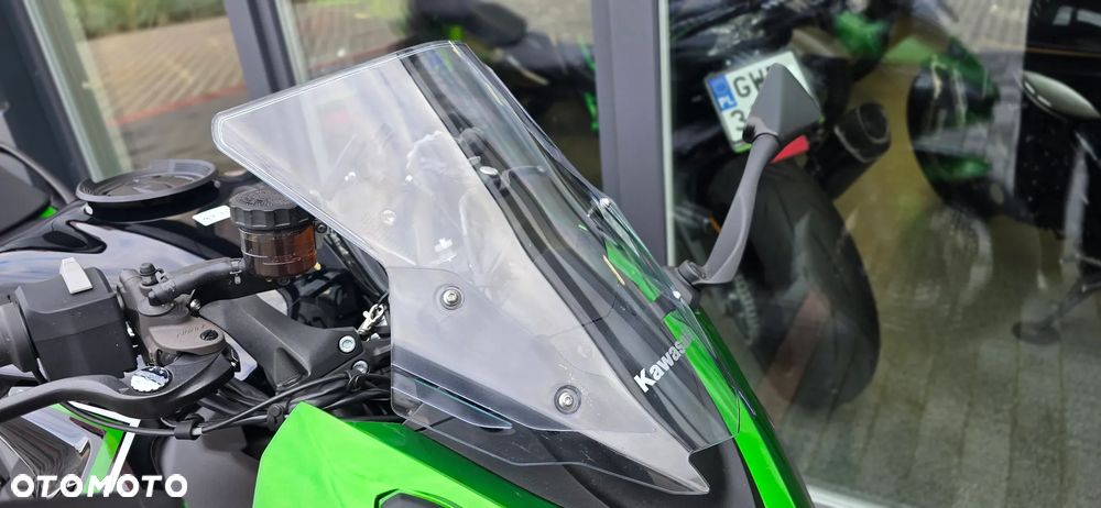 Kawasaki Ninja 1000 SX - 22