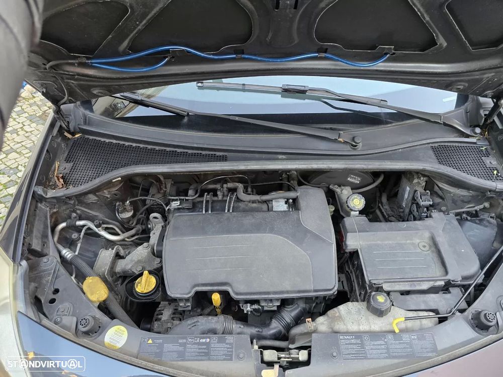 Renault Clio Break 1.2 16V Dynamique - 19