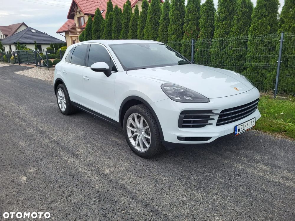 Porsche Cayenne Standard - 2