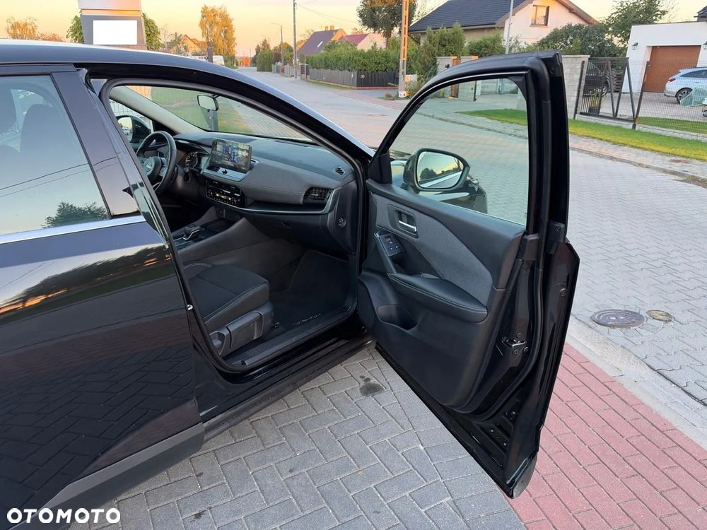 Nissan Qashqai 1.3 DIG-T mHEV Acenta Xtronic - 26