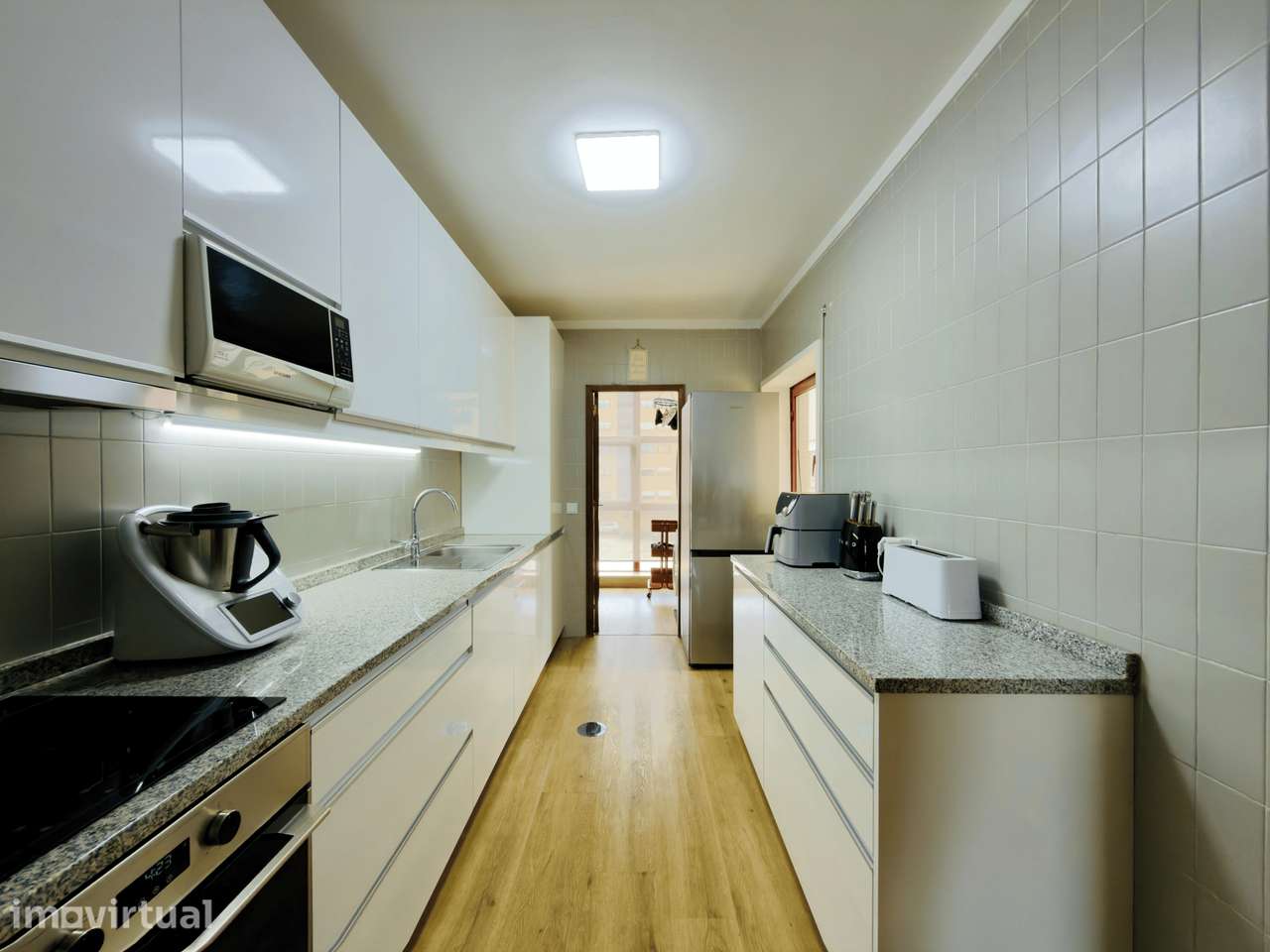 Apartamento T2 em Paranhos ( próximo Igreja Areosa) - Grande imagem: 4/19