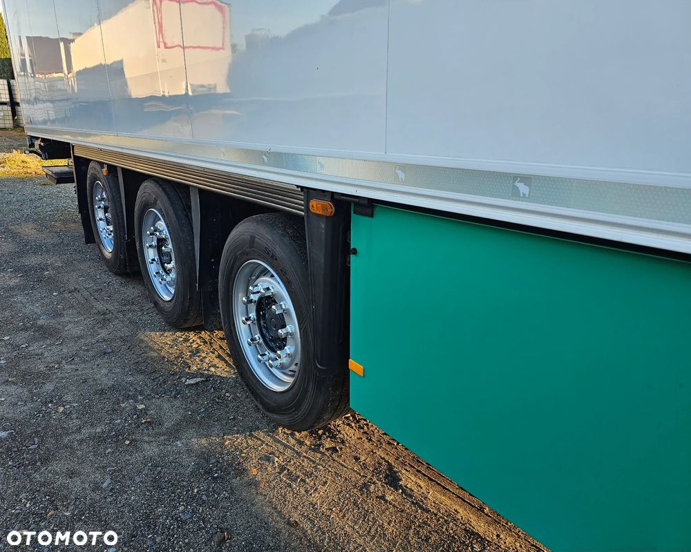 Schmitz Cargobull Sko24 - 11