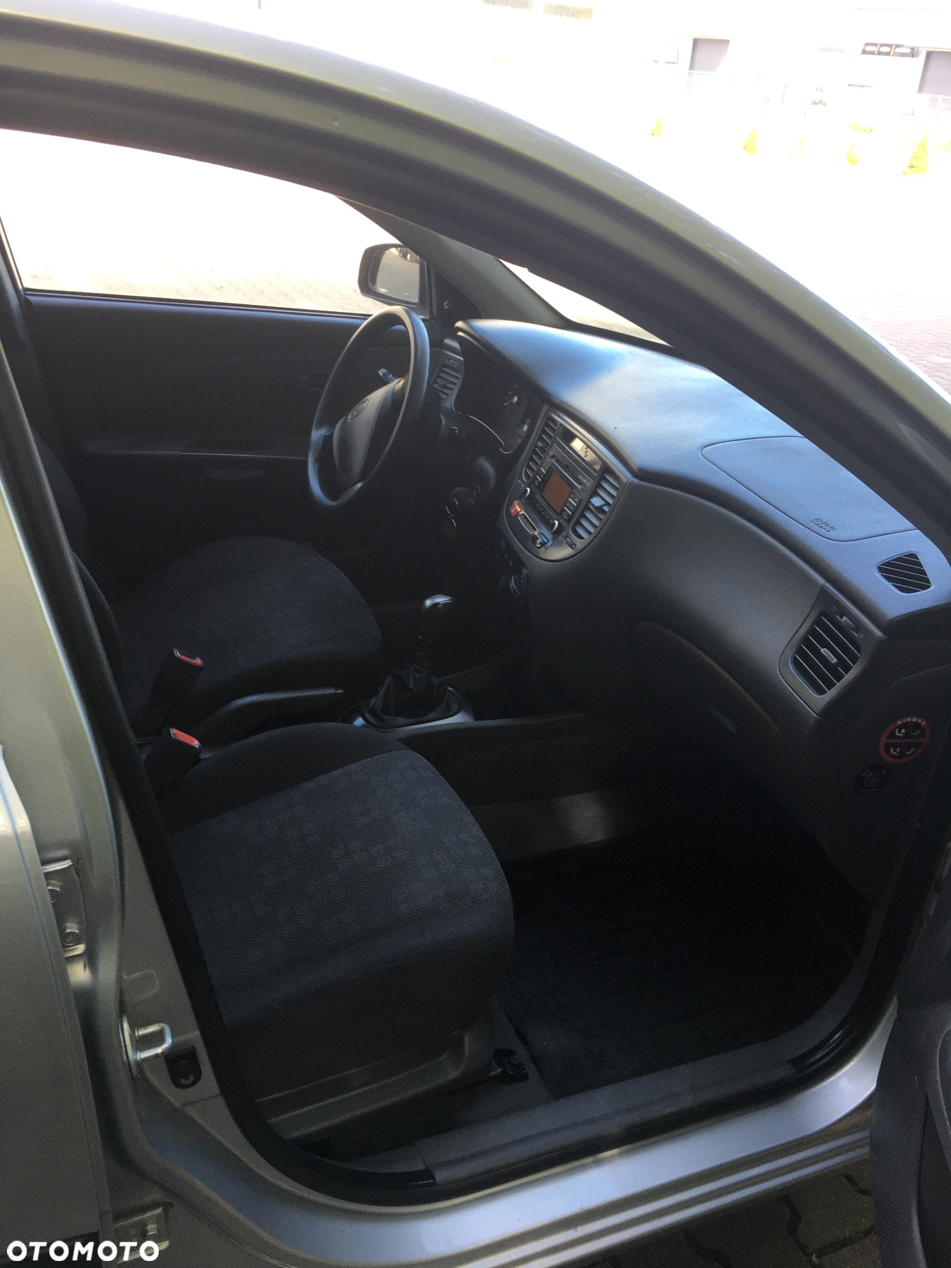 Kia Rio 1.4 (swo) / Family - 9