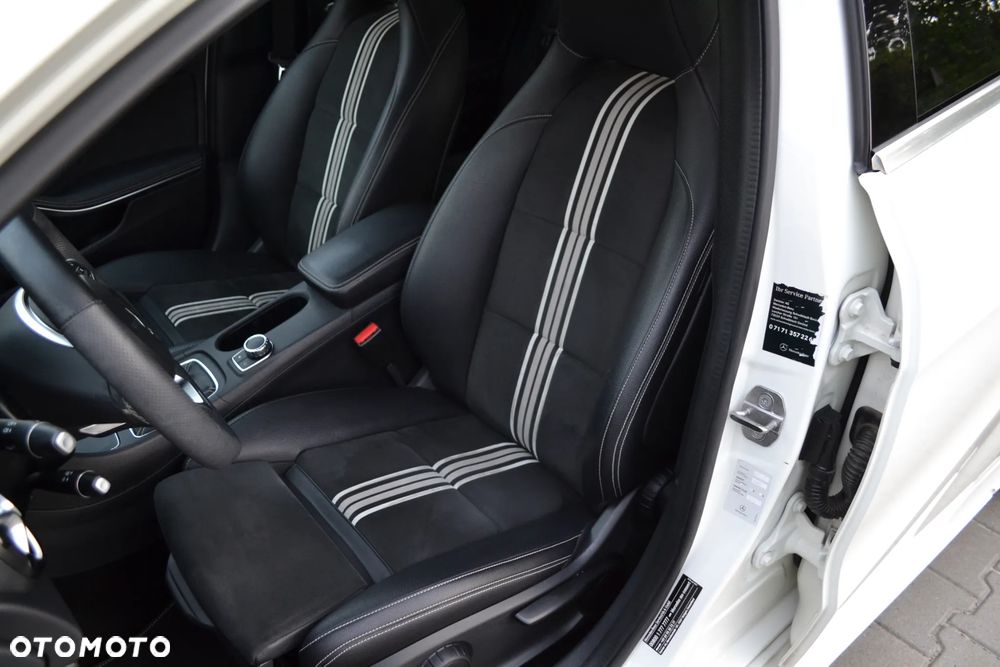 Mercedes-Benz Klasa A 200 AMG Line - 32