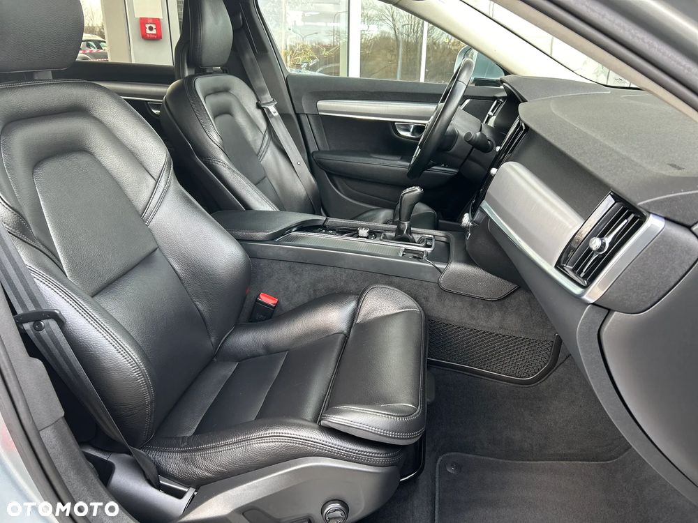 Volvo S90 D3 Momentum - 10