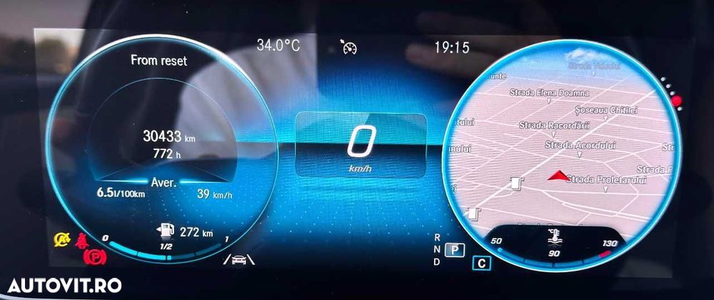 Mercedes-Benz GLB - 32