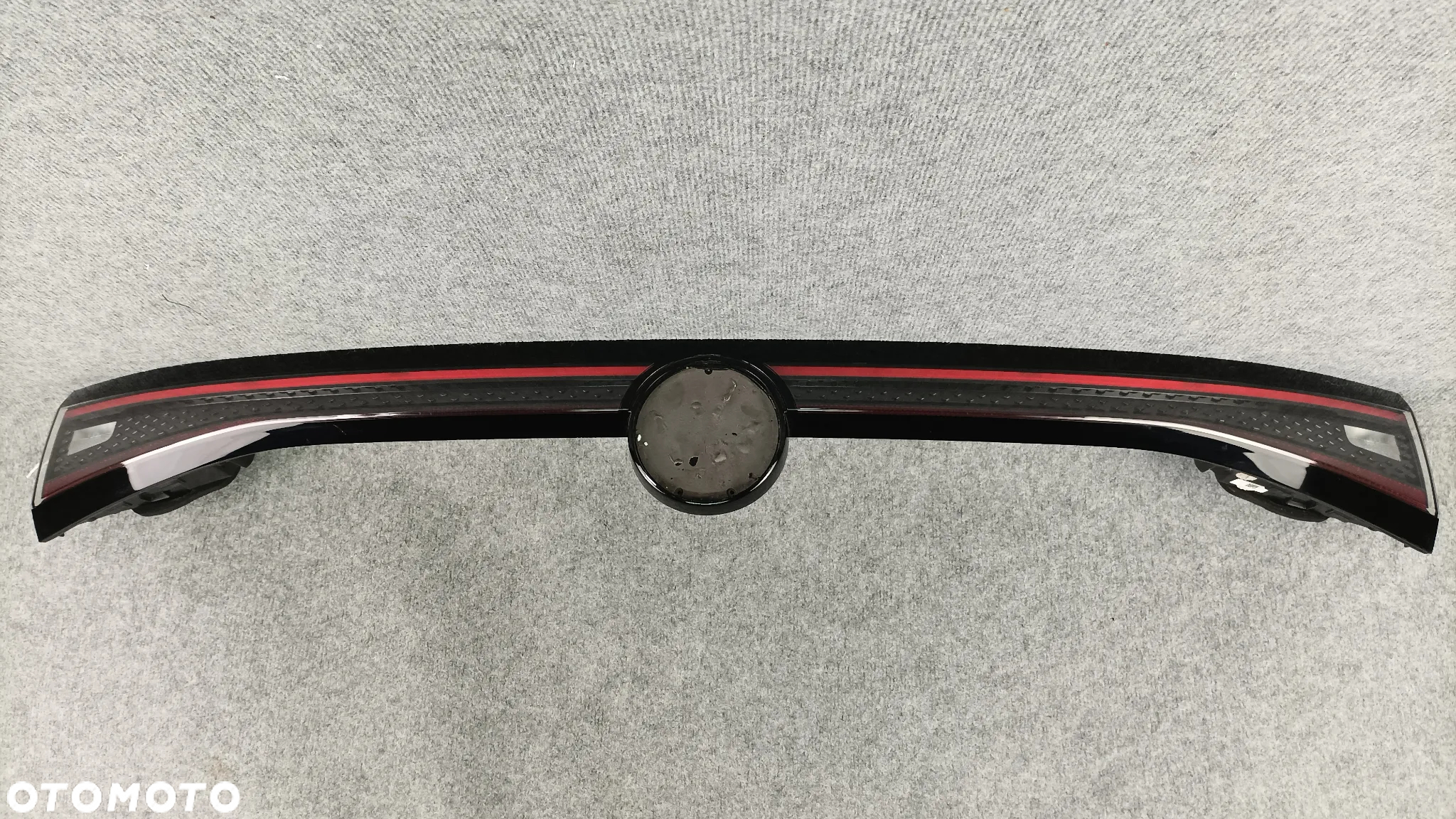 LAMPA TYLNA TYŁ BLENDA KLAPY - VW ID4 ID.4 LED 11A 20- - 2