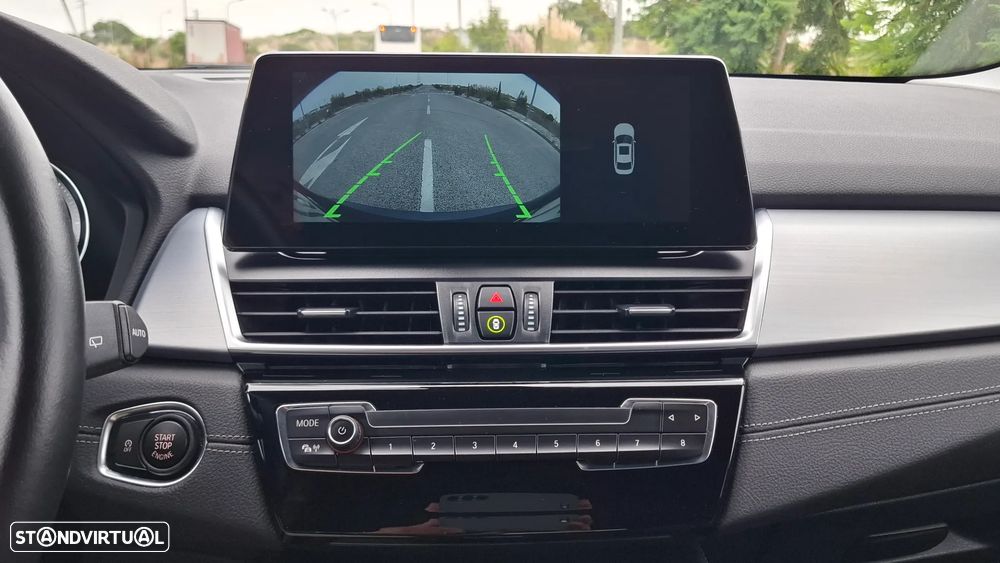 BMW 216 Active Tourer d Line Sport Auto - 32