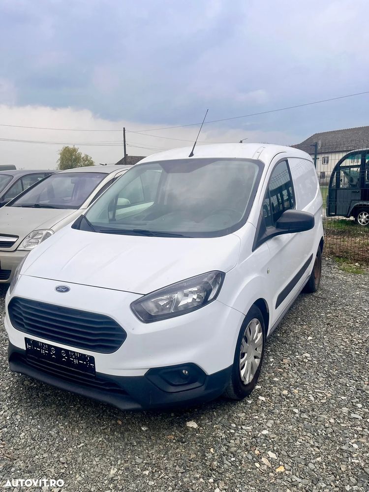 Ford Transit Connect - 1