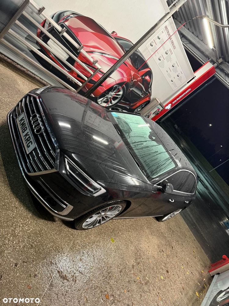 Audi A8 - 14