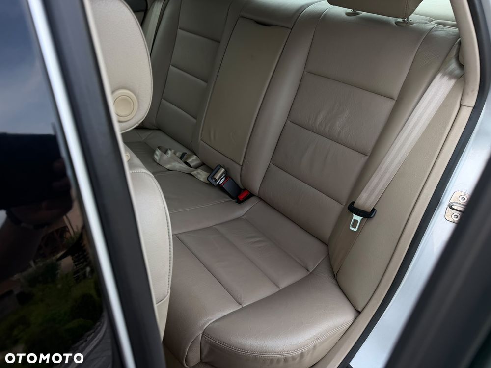 Audi A4 Limousine - 25
