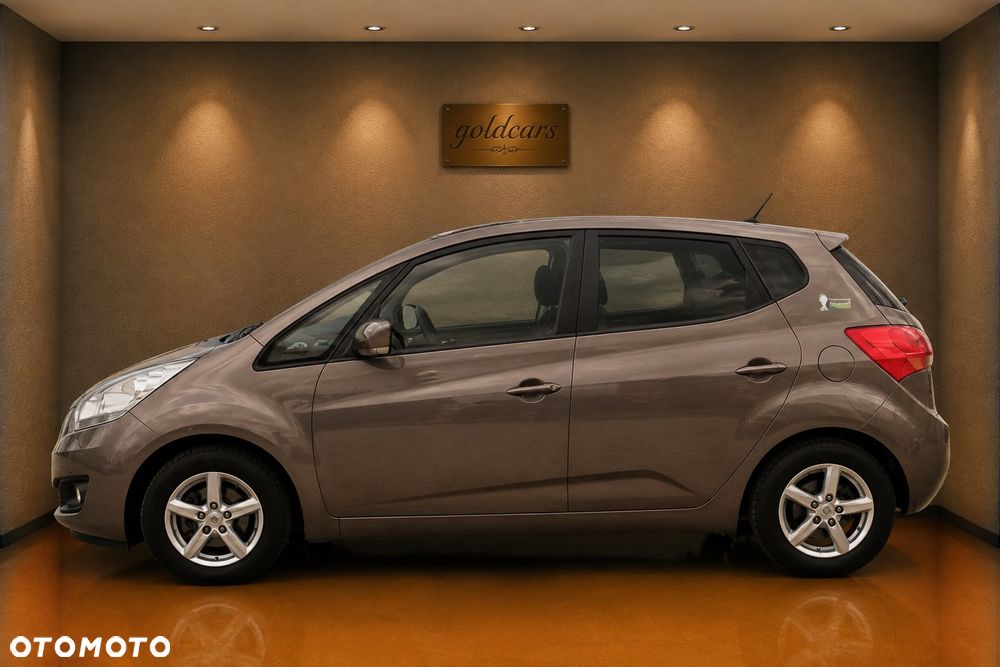 Kia Venga 1.6 CVVT Automatik UEFA EURO 2016 - 7