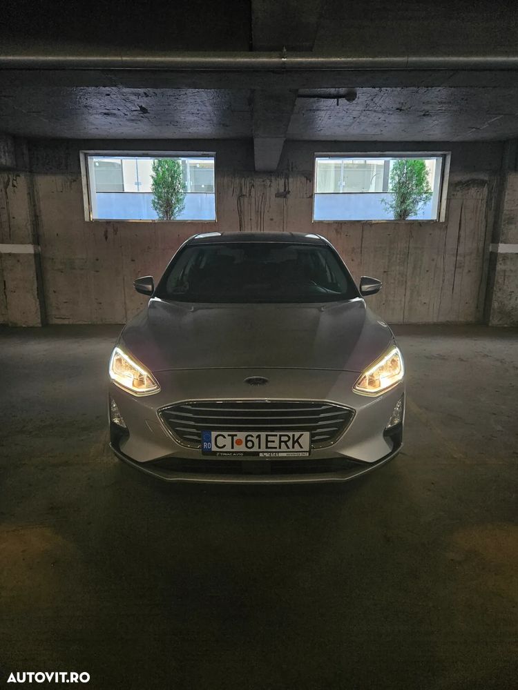 Ford Focus 1.0 EcoBoost Trend Edition - 9