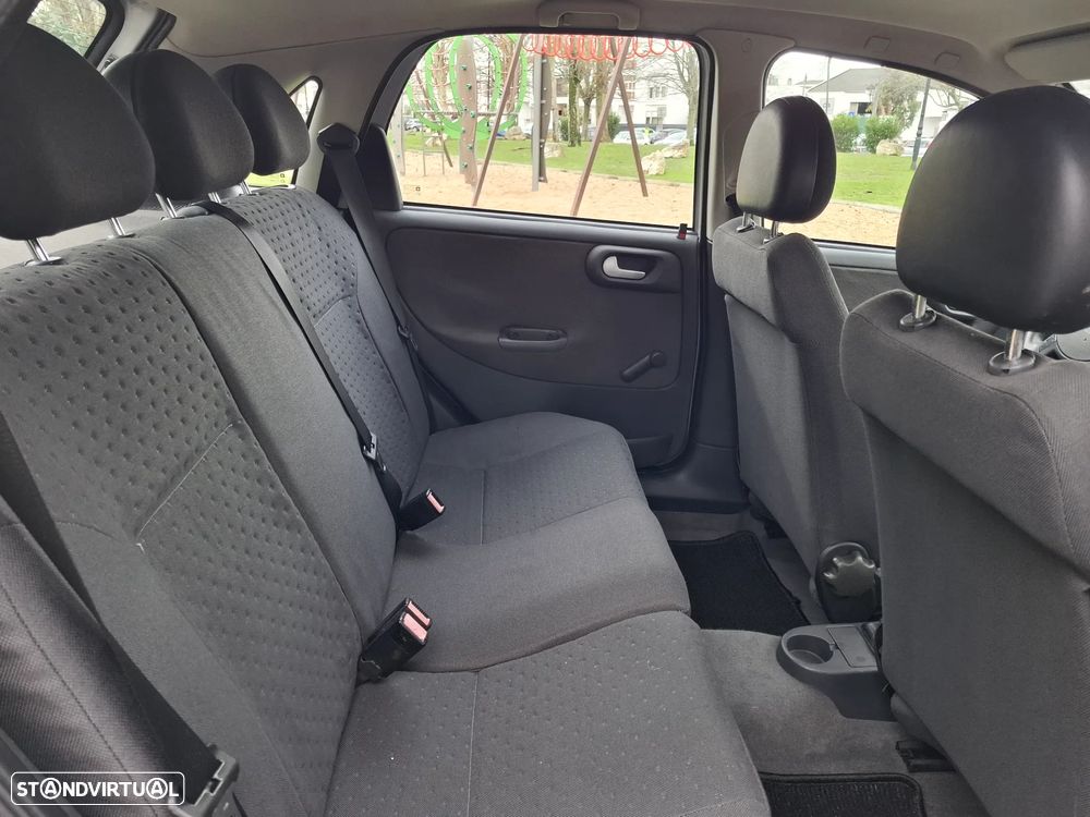 Opel Corsa 1.2 16V Confort - 7