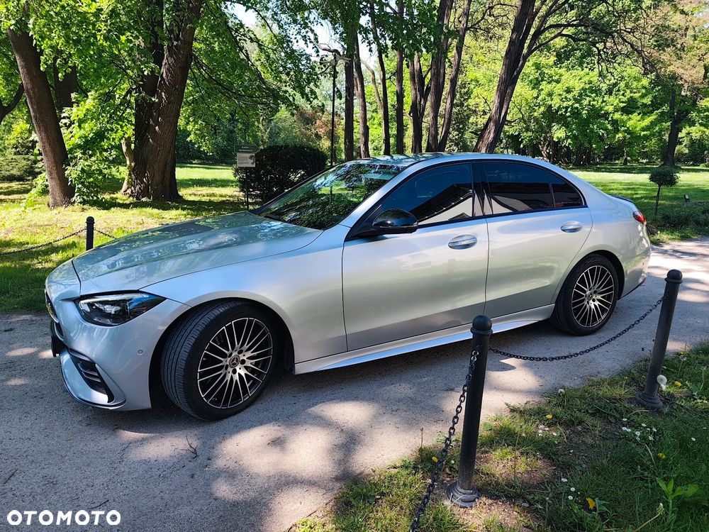 Mercedes-Benz Klasa C 220 d mHEV AMG - 24