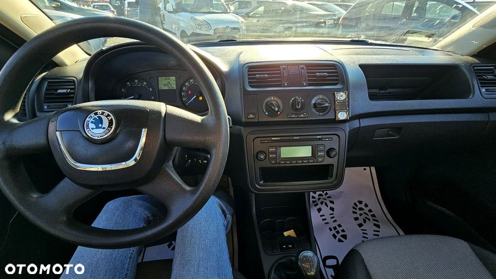 Skoda Roomster - 25