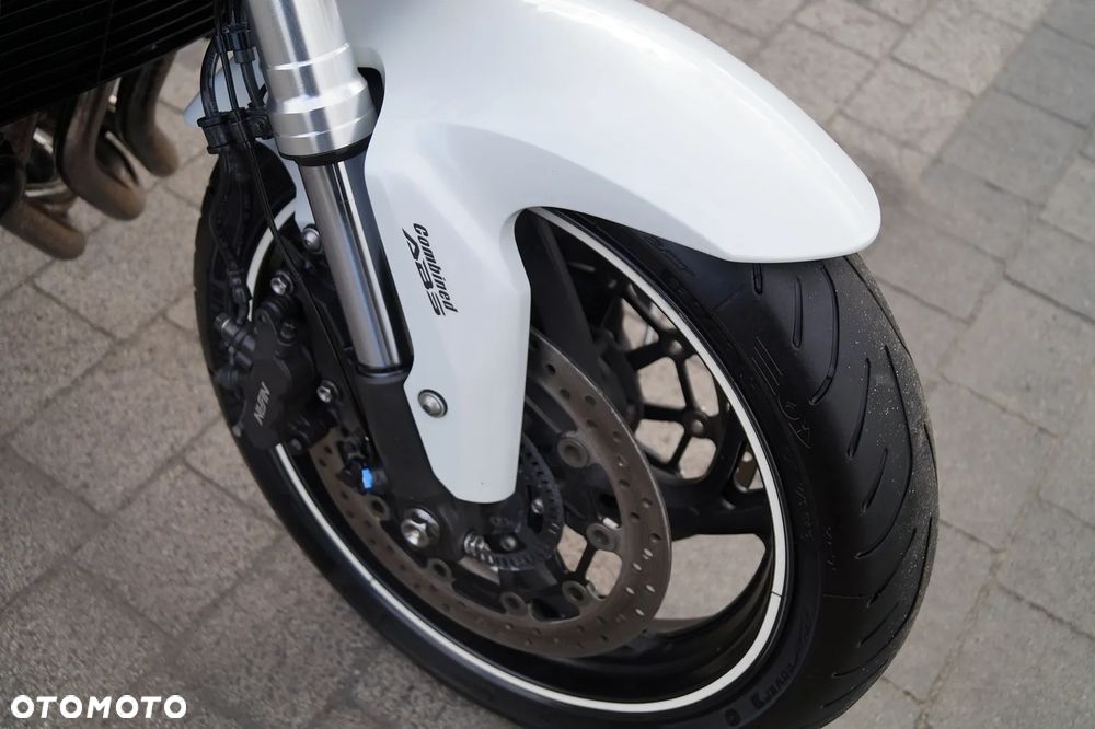 Honda CB - 15