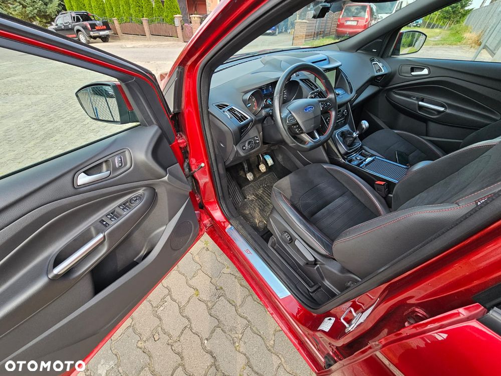 Ford Kuga 1.5 EcoBoost FWD ST-Line ASS MMT6 - 6