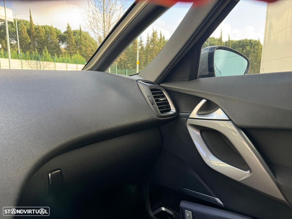 Citroën DS5 2.0 HDi Hybrid4 So Chic CMP6 - 13