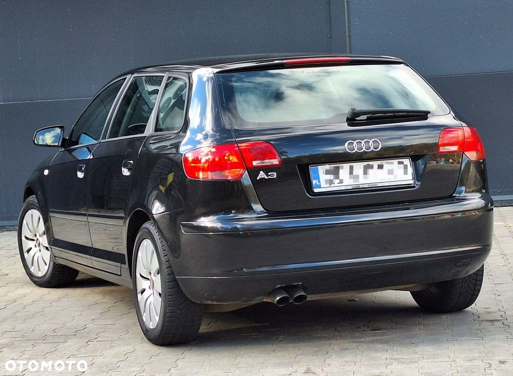 Audi A3 Sportback - 4