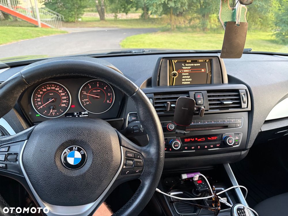BMW Seria 1 116d Sport Line - 6