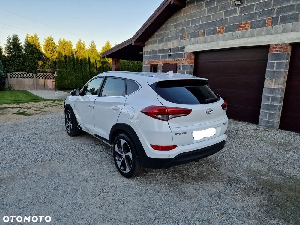 Hyundai Tucson - 8