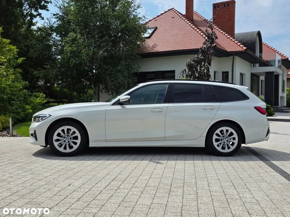 BMW Seria 3 318i Business Edition sport - 14