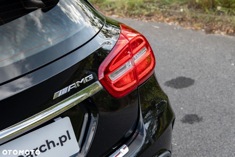 Mercedes-Benz GLA 45 AMG 4-Matic Edition 1 - 40