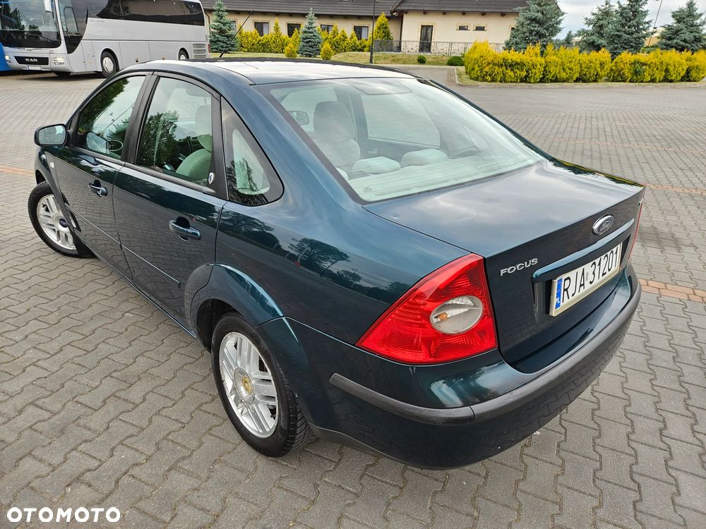 Ford Focus 1.6 TDCi Ghia - 14