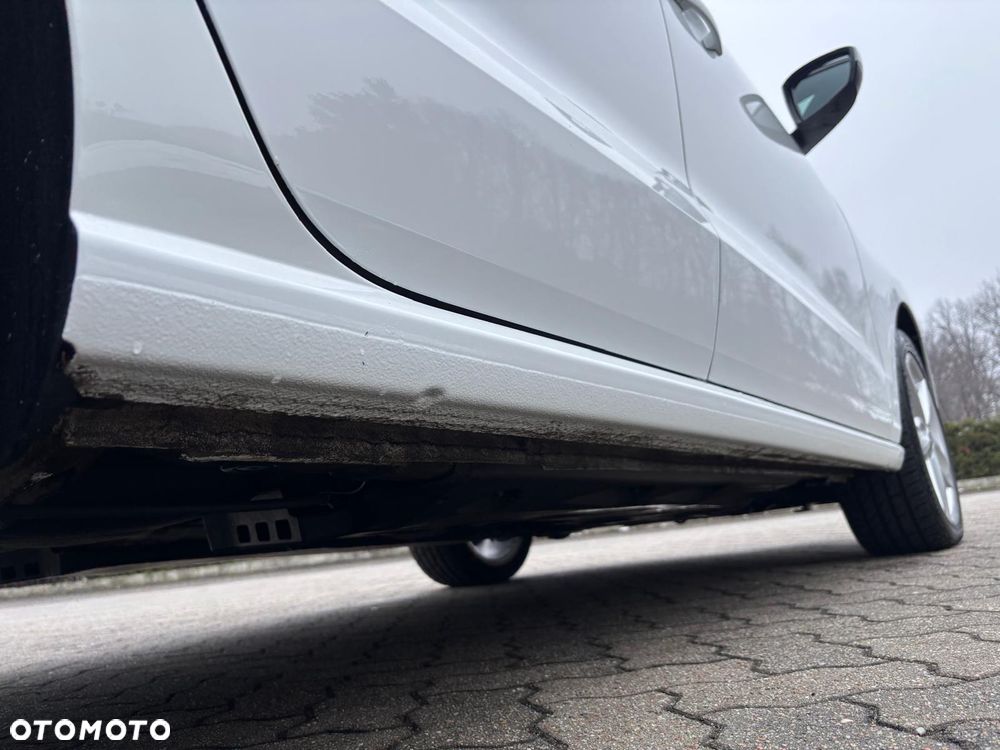 Volkswagen Polo 1.4 TDI Blue Motion Technology Lounge - 34