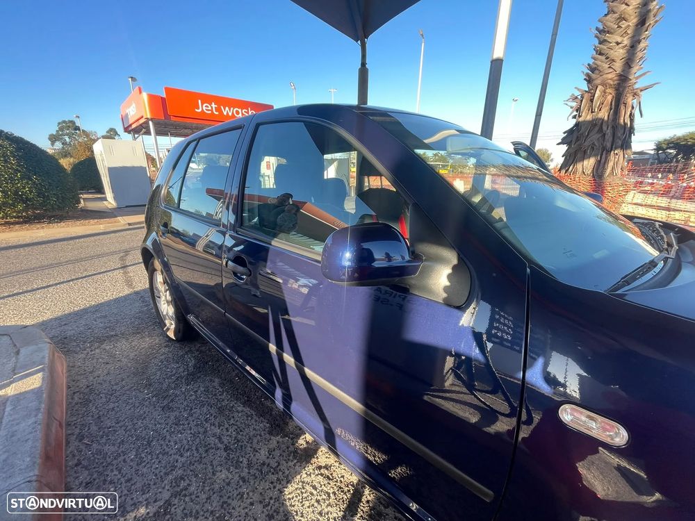VW Golf - 4