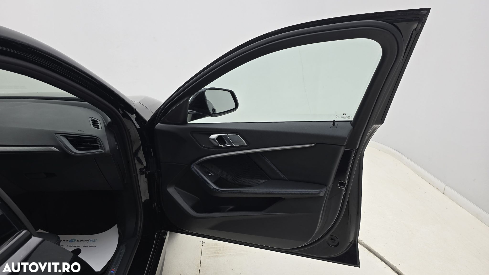 BMW Seria 1 - 18