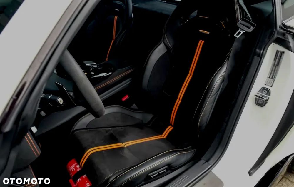 Mercedes-Benz AMG GT - 11
