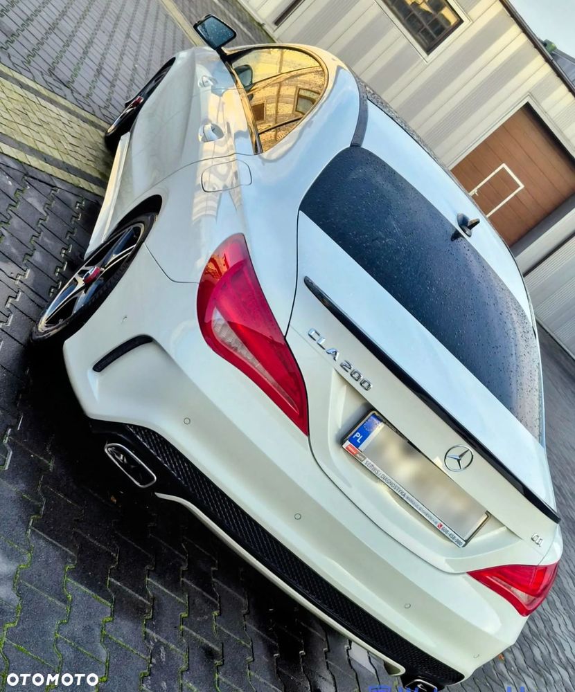 Mercedes-Benz CLA - 4