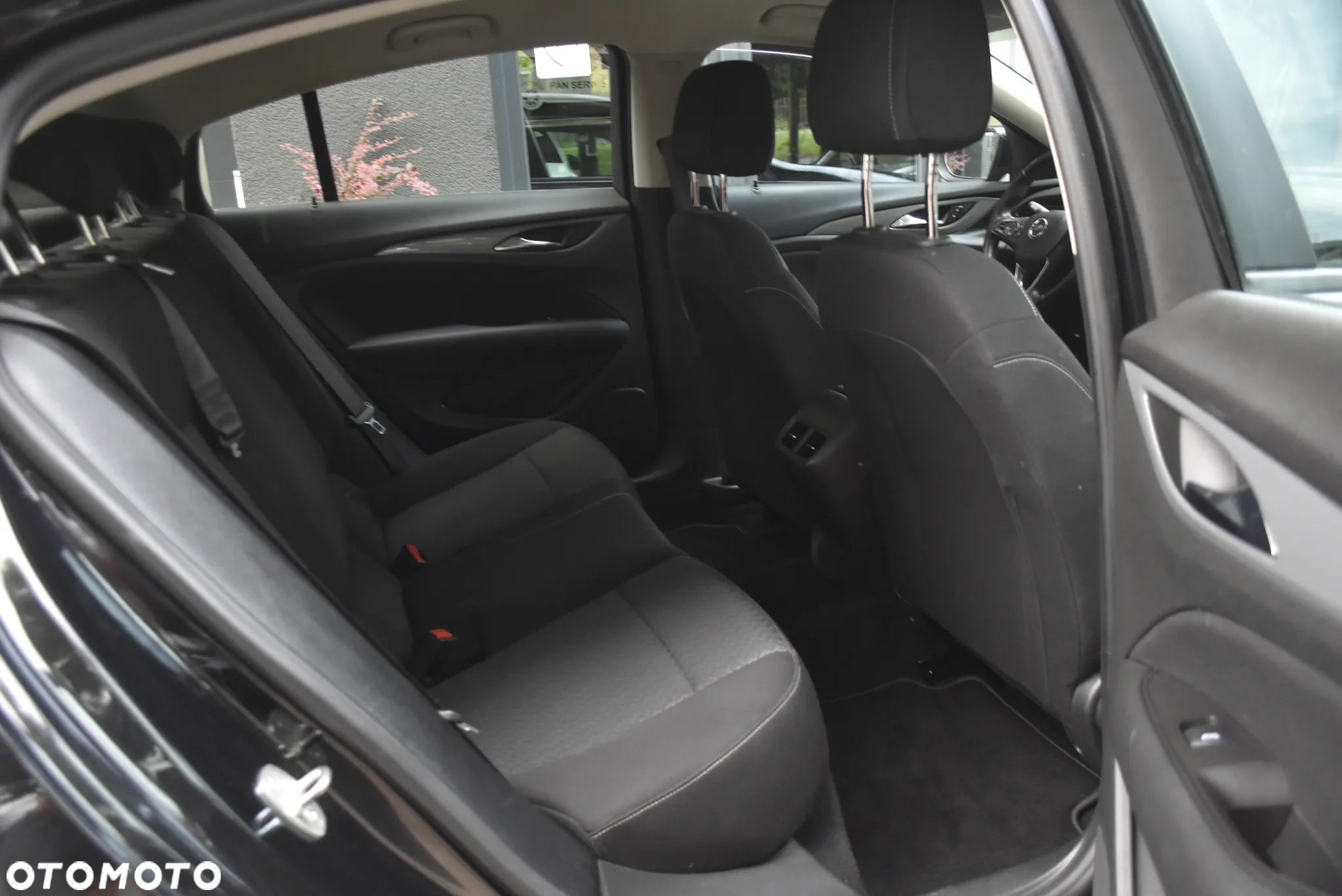 Opel Insignia Grand Sport 1.6 Diesel Automatik Business Edition - 10