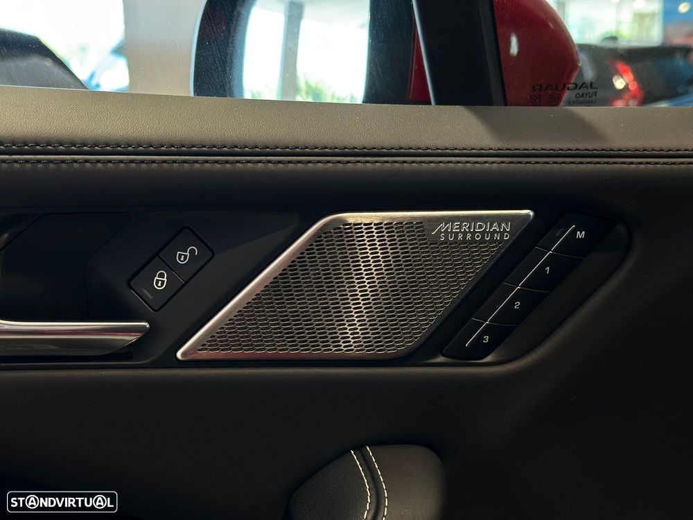 Jaguar I-Pace EV400 AWD HSE - 10