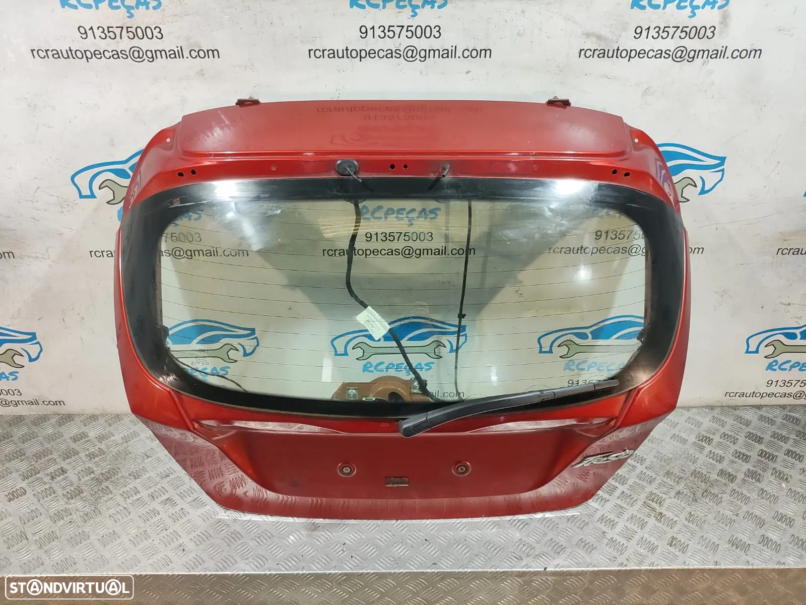 Porta / Tampa da Mala Ford Fiesta VI 6 MK6 em Vermelho / Vermelha - 4