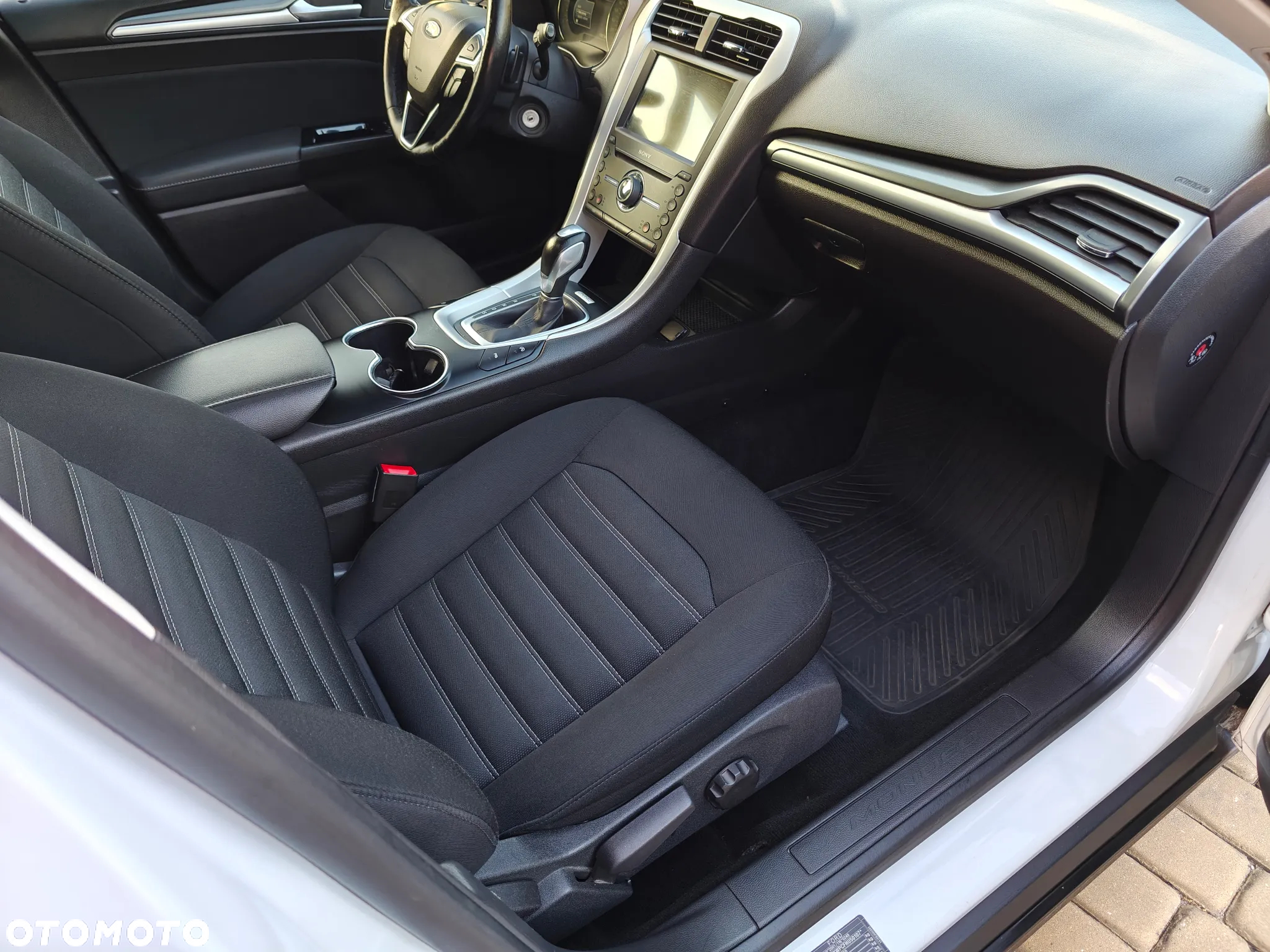 Ford Mondeo 2.0 TDCi PowerShift-Aut Allrad Business Edition - 15