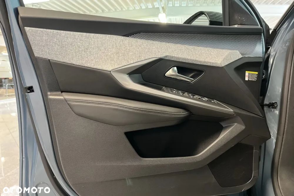 Peugeot 3008 1.2 PureTech mHEV GT Exclusive e-DCS6 - 13