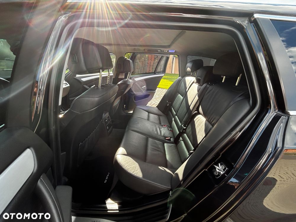 BMW Seria 5 530d xDrive - 11