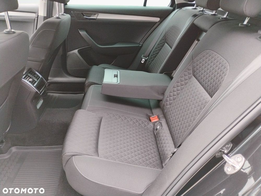 Skoda Superb 1.5 TSI Ambition DSG - 13