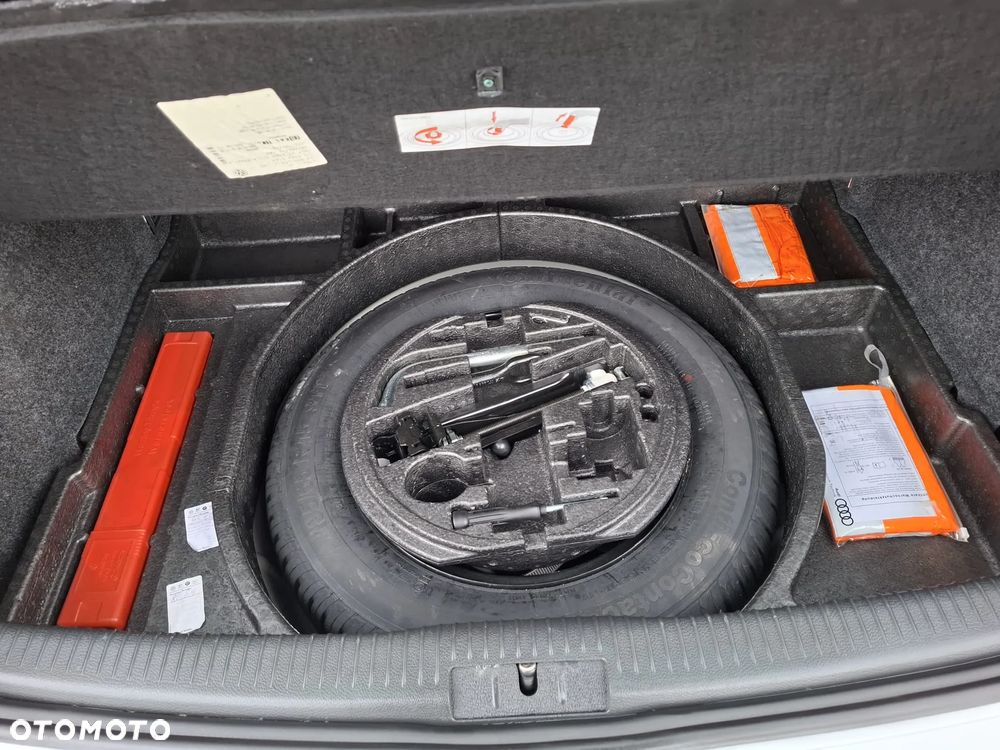 Volkswagen Golf 1.6 Team - 14