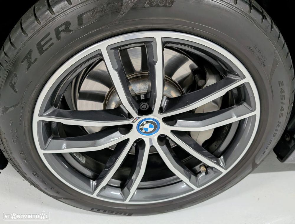 BMW 530 e Pack M - 22