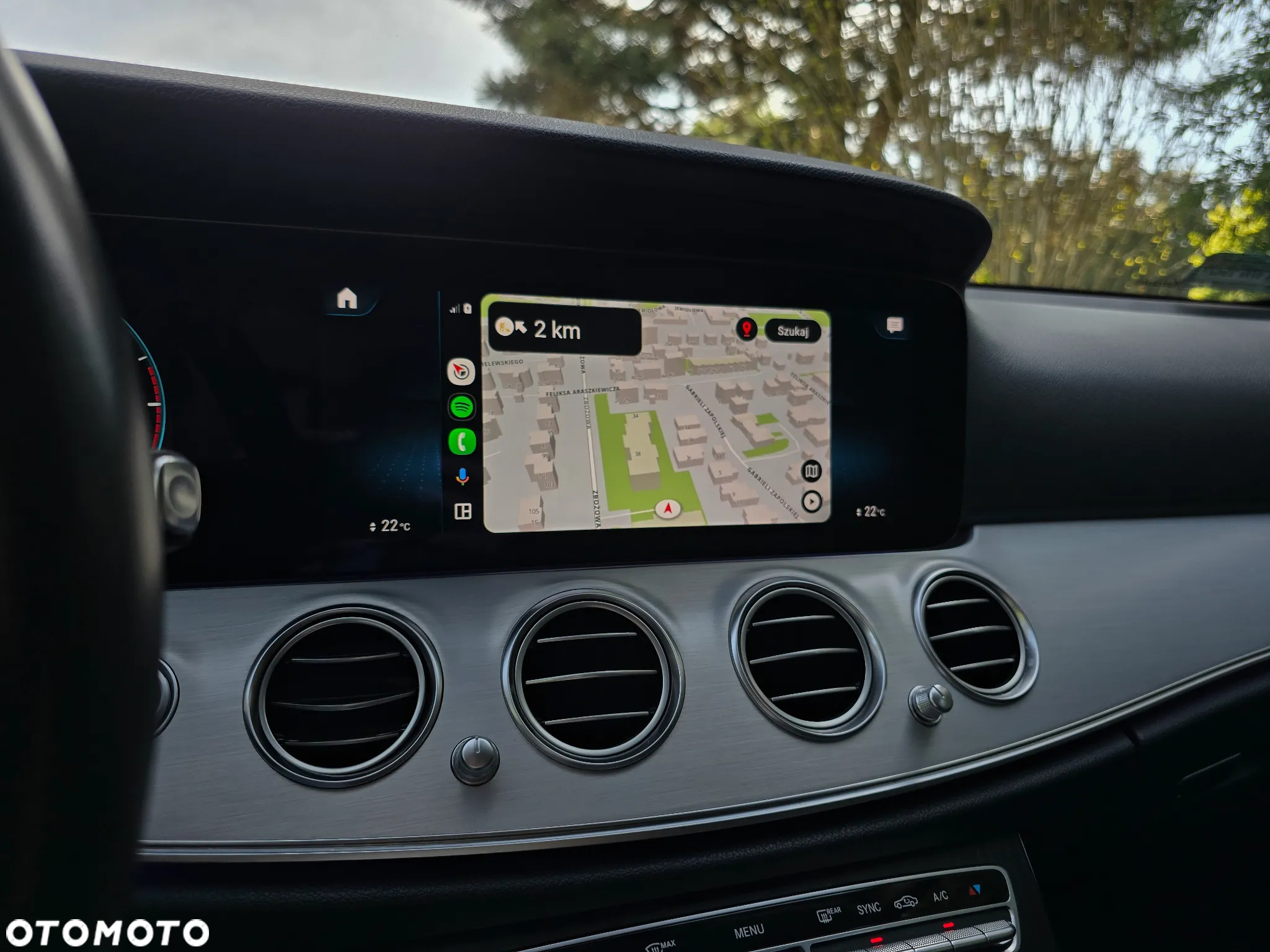 Mercedes-Benz Klasa E 220 d 4-Matic AMG/Avantgarde - 21