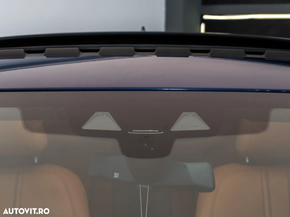BMW Seria 5 520d Aut. Luxury Line - 14