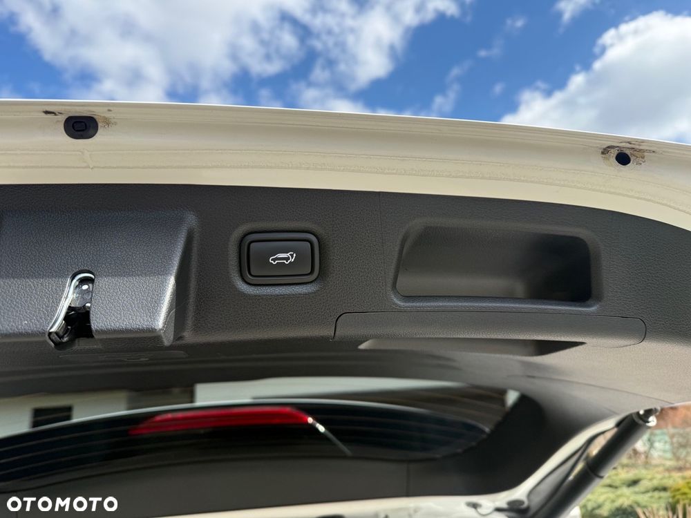 Hyundai Santa Fe - 9