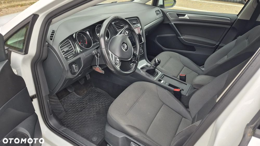 Volkswagen Golf VII 1.6 TDI BMT Comfortline - 3