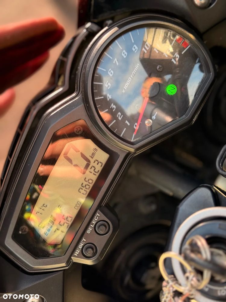 Yamaha FZ - 6
